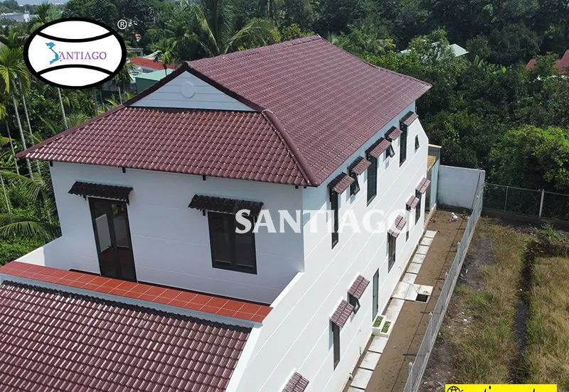 Biệt thự sân vườn ở Củ Chi lợp ngói nhựa Santiago